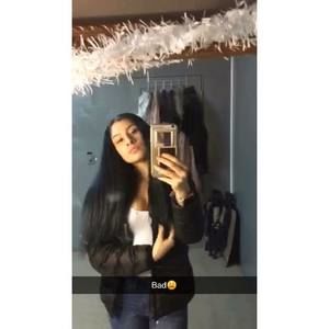 Meet your Posher, Selena